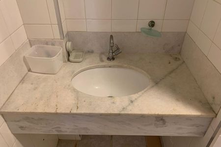 Apartamento para alugar com 70m², 1 quarto e sem vagaBanheiro