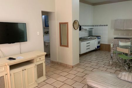 Sala de apartamento para alugar com 1 quarto, 70m² em Gonzaga, Santos