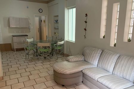 Apartamento para alugar com 70m², 1 quarto e sem vagaSala