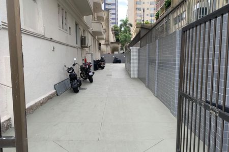 Apartamento para alugar com 70m², 1 quarto e sem vagaÁrea comum
