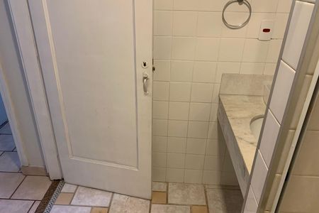 Apartamento para alugar com 70m², 1 quarto e sem vagaBanheiro
