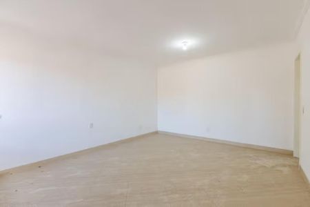 Casa para alugar com 250m², 3 quartos e 1 vaga Casa para alugar com 250m², 3 quartos e 1 vagaEdícula