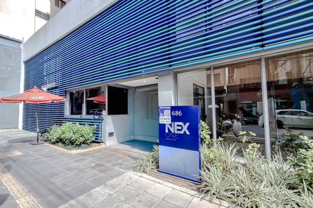 Studio à venda com 30m², 1 quarto e sem vaga Studio à venda com 30m², 1 quarto e sem vagaFachada com Plaquinha