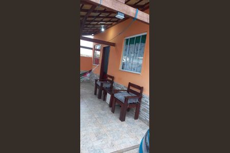 Casa de condomínio para alugar com 48m², 2 quartos e 2 vagas Casa de condomínio para alugar com 48m², 2 quartos e 2 vagasVaranda