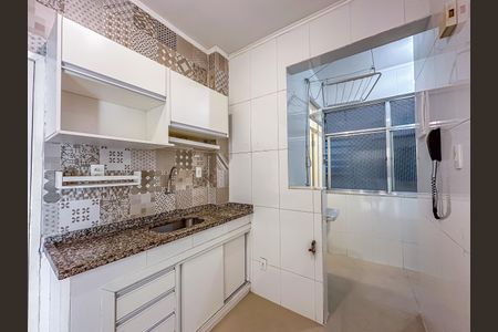 Apartamento à venda com 66m², 2 quartos e 1 vaga