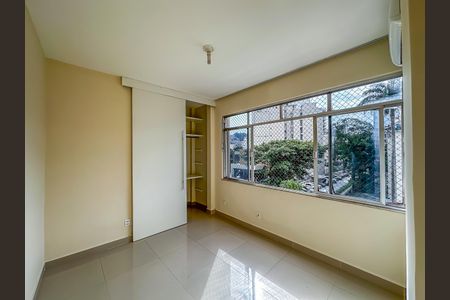 Apartamento à venda com 66m², 2 quartos e 1 vaga