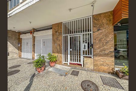 Apartamento à venda com 66m², 2 quartos e 1 vaga