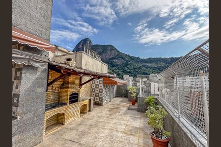Apartamento à venda com 66m², 2 quartos e 1 vaga