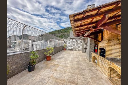Apartamento à venda com 66m², 2 quartos e 1 vaga