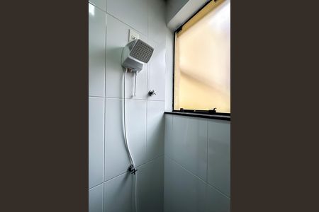 Banheiro de kitnet/studio para alugar com 1 quarto, 19m² em Vila Regente Feijó, São Paulo