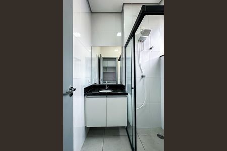 Banheiro de kitnet/studio para alugar com 1 quarto, 19m² em Vila Regente Feijó, São Paulo
