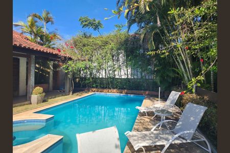 Casa à venda com 350m², 3 quartos e 4 vagas