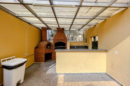 Apartamento para alugar com 61m², 2 quartos e 2 vagas Apartamento para alugar com 61m², 2 quartos e 2 vagasÁrea comum - Churrasqueira