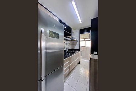 Apartamento para alugar com 61m², 2 quartos e 2 vagas Apartamento para alugar com 61m², 2 quartos e 2 vagasCozinha