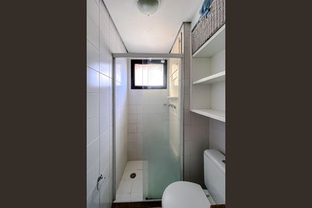 Apartamento para alugar com 61m², 2 quartos e 2 vagas Apartamento para alugar com 61m², 2 quartos e 2 vagasBanheiro