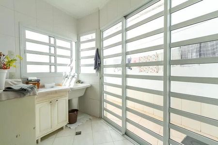 Casa à venda com 287m², 3 quartos e 3 vagas