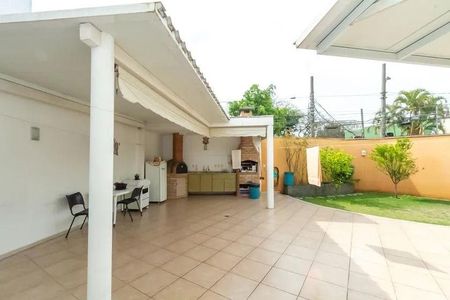 Casa à venda com 287m², 3 quartos e 3 vagas