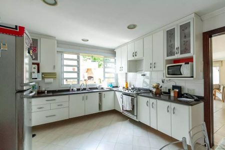 Casa à venda com 287m², 3 quartos e 3 vagas
