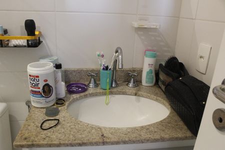 Apartamento para alugar com 78m², 2 quartos e 1 vagaBanheiro da Suíte