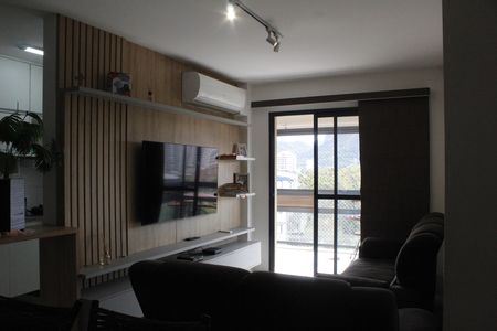 Sala de apartamento para alugar com 2 quartos, 78m² em Barra Olímpica, Rio de Janeiro