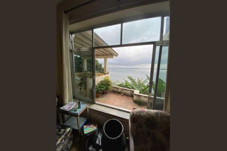 Casa à venda com 200m², 6 quartos e 2 vagas