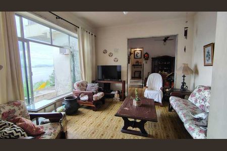 Casa à venda com 6 quartos, 200m² em Jardim Guanabara, Rio de Janeiro