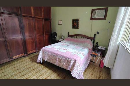 Casa à venda com 6 quartos, 200m² em Jardim Guanabara, Rio de Janeiro