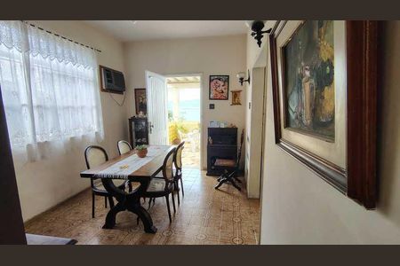 Casa à venda com 6 quartos, 200m² em Jardim Guanabara, Rio de Janeiro