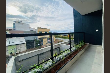 Casa à venda com 3 quartos, 150m² em Vitoria, Belo Horizonte