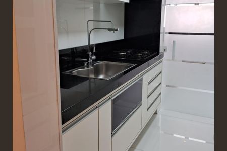 Apartamento à venda com 80m², 3 quartos e 1 vaga