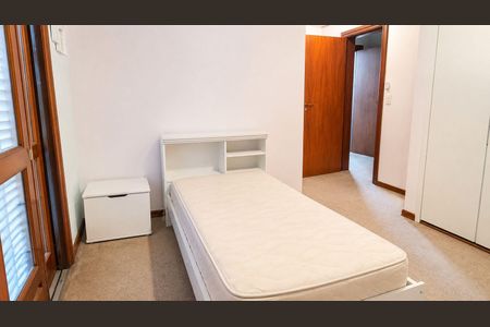 Casa à venda com 490m², 5 quartos e 4 vagas