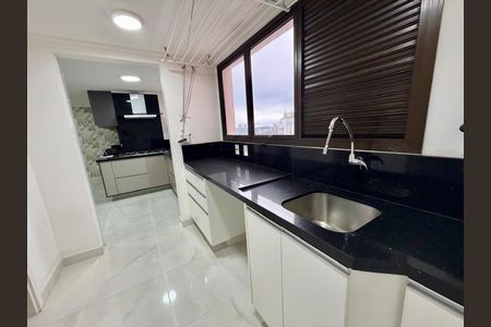 Apartamento à venda com 158m², 4 quartos e 2 vagas