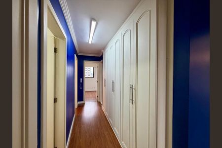 Apartamento à venda com 158m², 4 quartos e 2 vagas
