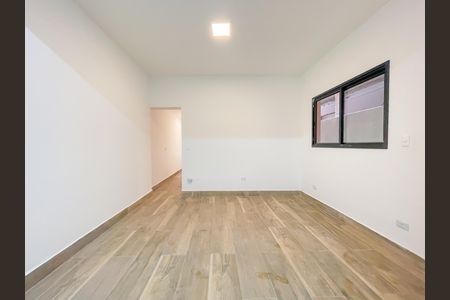 Casa para alugar com 100m², 2 quartos e 1 vaga Casa para alugar com 100m², 2 quartos e 1 vagaSala e Cozinha