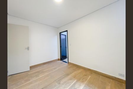 Quarto 1 de casa para alugar com 2 quartos, 100m² em Remédios, Osasco