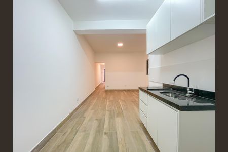 Casa para alugar com 100m², 2 quartos e 1 vaga Casa para alugar com 100m², 2 quartos e 1 vagaSala e Cozinha