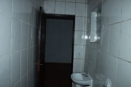 Casa para alugar com 50m², 2 quartos e sem vagaBanheiro