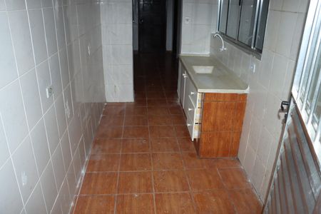 Casa para alugar com 2 quartos, 50m² em Jardim Casa Branca, Embu das Artes