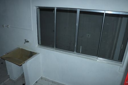 Casa para alugar com 2 quartos, 50m² em Jardim Casa Branca, Embu das Artes