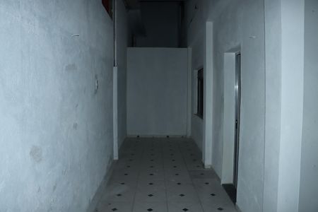 Corredor  de casa para alugar com 2 quartos, 50m² em Jardim Casa Branca, Embu das Artes
