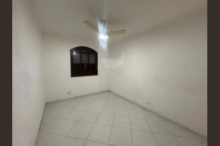Casa à venda com 3 quartos, 140m² em Vila Carrão, São Paulo
