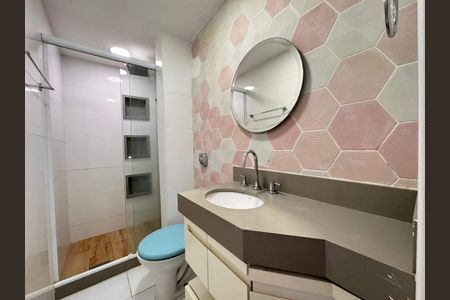 Apartamento à venda com 84m², 3 quartos e sem vaga