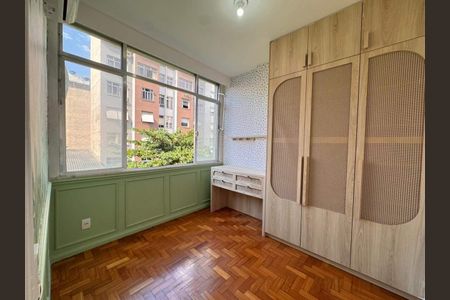 Apartamento à venda com 84m², 3 quartos e sem vaga