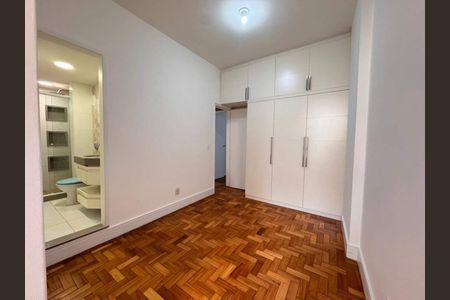 Apartamento à venda com 84m², 3 quartos e sem vaga