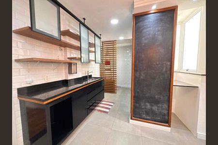 Apartamento à venda com 84m², 3 quartos e sem vaga