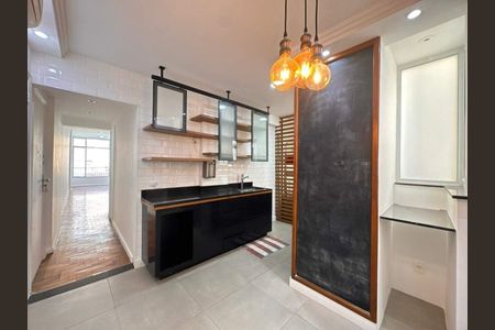 Apartamento à venda com 84m², 3 quartos e sem vaga