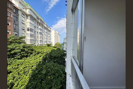 Apartamento à venda com 84m², 3 quartos e sem vaga