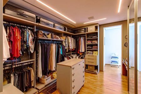 Apartamento à venda com 3 quartos, 453m² em Itaim Bibi, São Paulo