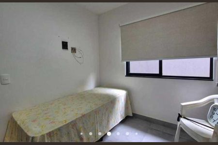 Casa de condomínio à venda com 220m², 4 quartos e 2 vagas
