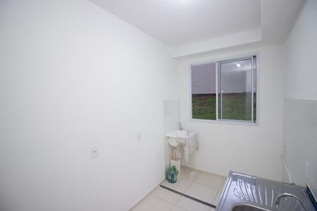 Apartamento para alugar com 45m², 2 quartos e 1 vaga Apartamento para alugar com 45m², 2 quartos e 1 vagaCozinha e Área de Serviço